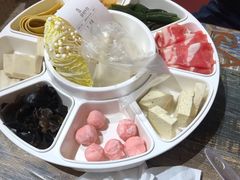 -鸡遇虾煲干锅火锅(小寨金莎店)