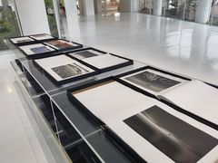 -罗红摄影艺术馆