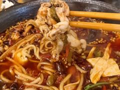 -鸿顺老铁锅美蛙鱼府(解放碑店)