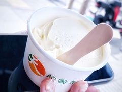 豌豆黄味儿冰淇淋-护国寺小吃(地安门店)