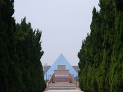 -上海市龙华烈士陵园