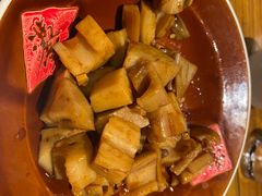 -泉畔人家·老济南经典鲁菜(大明湖店)