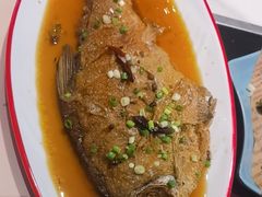 -黄记煌三汁焖锅(新佳丽江汉路店)