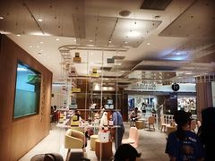 -奈雪的茶(湖滨银泰in77C区PRO店)