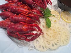 -肥肥虾庄·金牌油焖大虾(杨园滨江时代walk店)