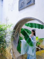 -一揽芳华汉服旗袍体验馆(拙政园店)