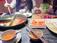 -热火朝天鲜切牛肉火锅(南强街巷店)