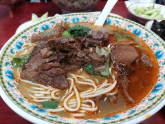 -金杨拉面王小吃面馆·牛三宝面·红烧牛肉粉