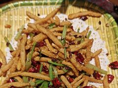 -黄泥岗·地道湖北菜(奥特莱斯店)