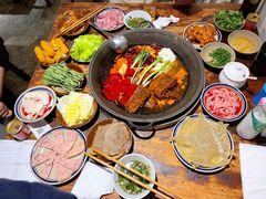 -四小区火锅·巷子里的重庆火锅(花照壁店)