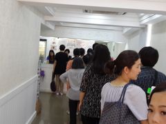 等位区-珍妮曲奇聪明小熊(上环店)