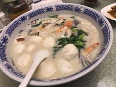 精品八宝鱼头王-山外山菜馆(玉泉路店)