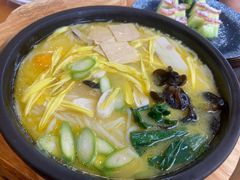 -桥香园过桥米线(国贸店)