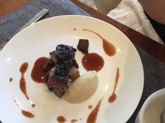 炭烧牛肋骨-北京王府井希尔顿酒店·万斯阁西餐厅