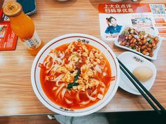 -顺溜·手工刀削面·黑金店(铜锣湾店)