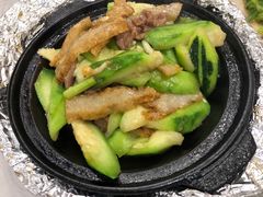 鱼松牛肉丝瓜煲-粤·向群饭店(龙津东路总店)