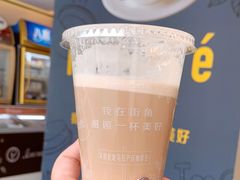 -全家便利店(宜山路站店)