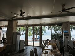-鹏城人家海鲜酒家·23年老字号(较场尾店)