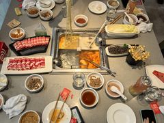-海底捞火锅(新松江路生日主题店)