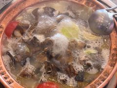 -阿婆情腊排骨火锅(金虹路店)