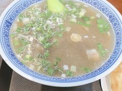 -泉儿头杂碎(杂碎师大店)