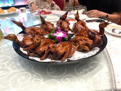 妙龄乳鸽-香山家宴