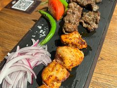 格鲁吉亚烤肉拼盘-格鲁·秀色Georgia’s Feast