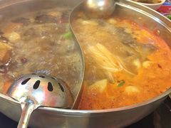 -呷哺呷哺(世贸.工三店)