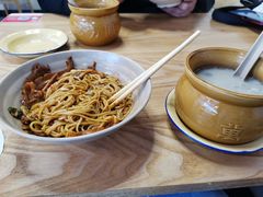 -万方圆拌粉瓦罐汤(九江湖滨店)