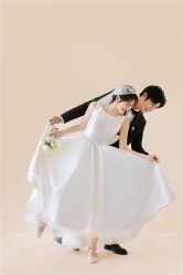 -易摄影婚纱摄影工作室