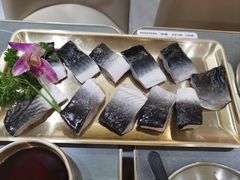 -围炉肉舍丹东海鲜烤肉·烤活鳗(步行街店)