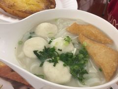 鱼丸河粉-翠华餐厅(香港国际机场店)