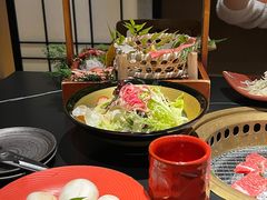 -山川小町·极番烧肉(新地假日广场店)