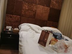 -汀洲酒店(苏州奥体中心地铁站店)