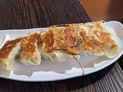 煎饺子-拉面莊夢語＆中华料理八椿
