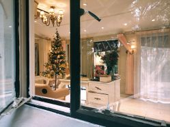 -e hair salon