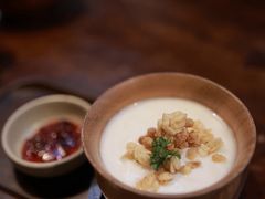 -银米·云南传统过桥米线(双廊黑金冠店)