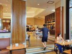 -亚龙湾希尔顿自助餐厅·海鲜·烧烤·沙滩BBQ·现场乐队