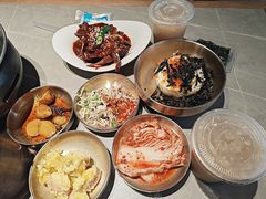 -草家酱蟹炭火烤肉店(珲春南路一店)