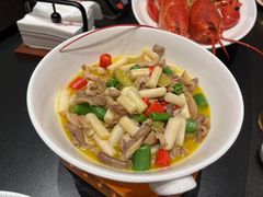 -新天明砂锅鱼头煲