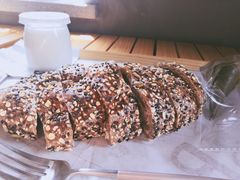 -研麦家面包(亚泰华府店)
