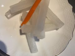 -八府香鸭·啫啫煲(华山路店)