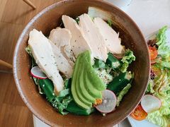 牛油果鸡肉沙拉-农畉LONFOOD(福田星河COCOPark店)