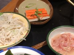 -王婆乔鲜鱼自助火锅(蜀汉路店)