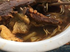 六鲜皮肚大肉面-一家人面馆(三条巷店)