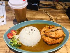 脆炸猪排咖喱饭-长勺子东南亚(街道口店)