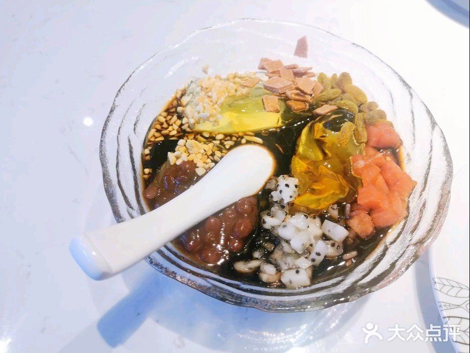 「小城渔家·活鱼现烤(武汉光谷世界店)」 环境不错哦