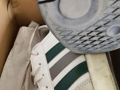 -adidas(滔搏朝阳大悦城店)