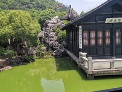 -灵岩山风景区