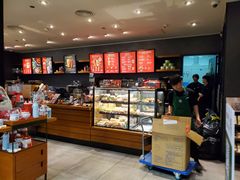 零售区-星巴克(成都机场T2店)